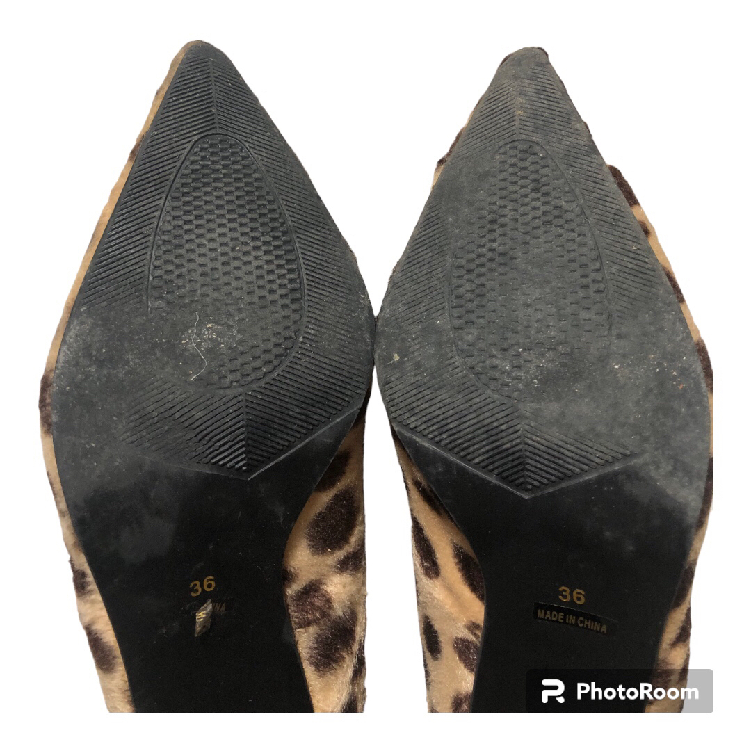 AmiAmi(アミアミ)のアミアミ パンプス 23.5cm ジラフ柄 アニマル柄 ポインテッド ヒール レディースの靴/シューズ(ハイヒール/パンプス)の商品写真