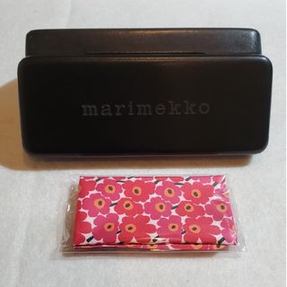 マリメッコ(marimekko)のmarimekkoマリメッコ　メガネケース　メガネ拭き(サングラス/メガネ)