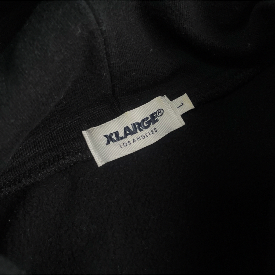 XLARGE(エクストララージ)の『 X-LARGE 』プルオーバーパーカー／L／金刺繍／裏起毛 メンズのトップス(パーカー)の商品写真