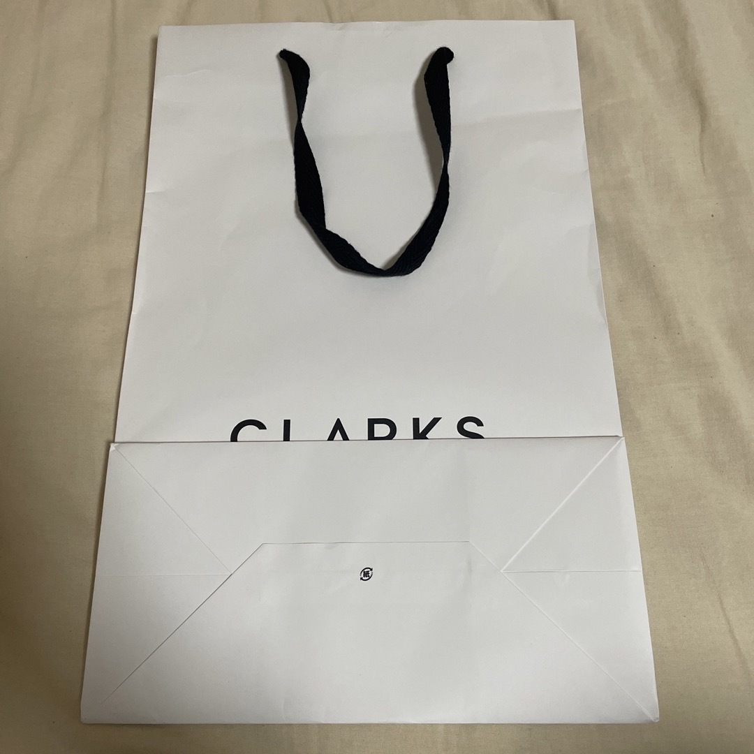 Clarks(クラークス)のClarks クラークス ショッピングバッグ レディースのバッグ(ショップ袋)の商品写真