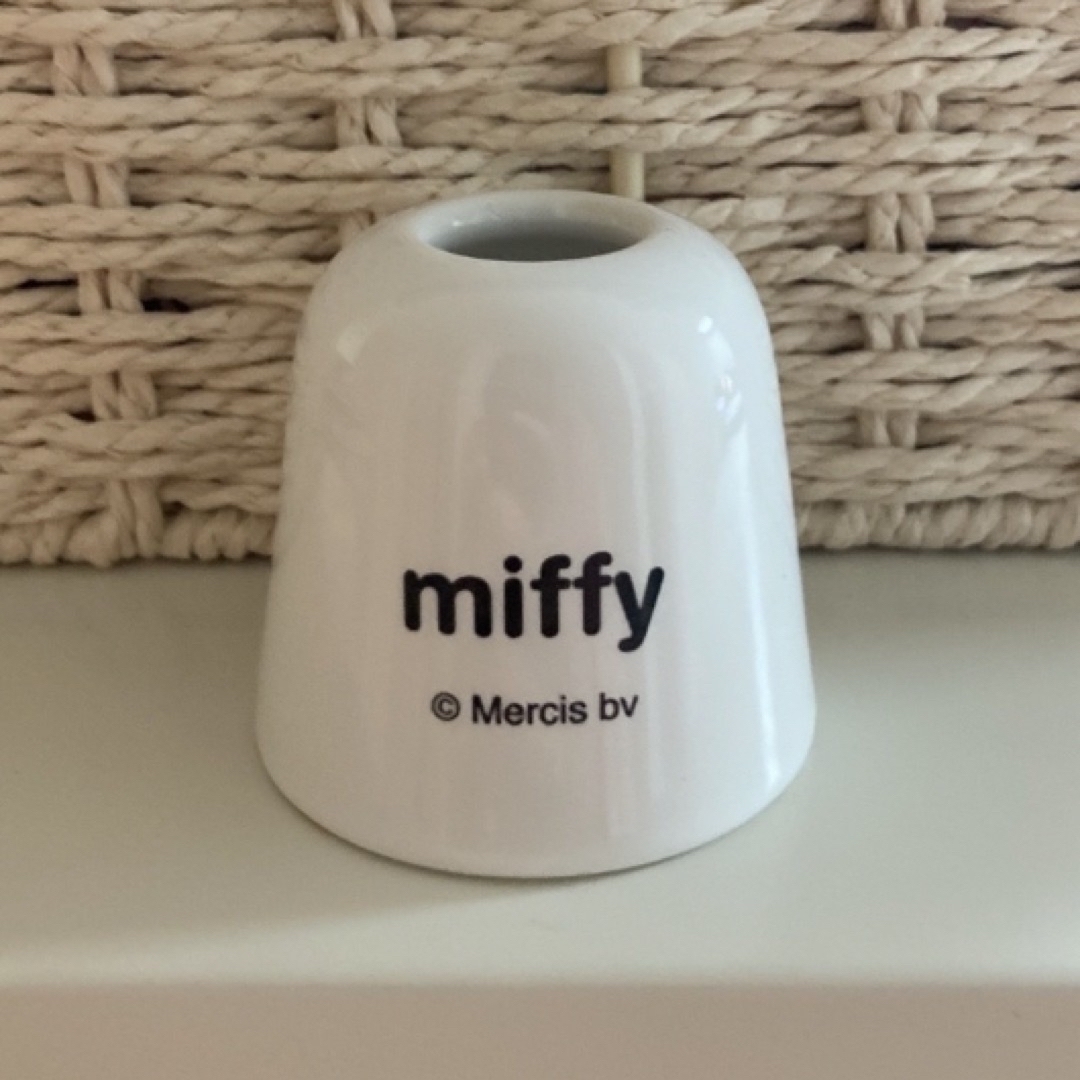 miffy(ミッフィー)のミッフィー　miffy   歯ブラシスタンド　歯ブラシホルダー　歯ブラシ立て エンタメ/ホビーのおもちゃ/ぬいぐるみ(キャラクターグッズ)の商品写真
