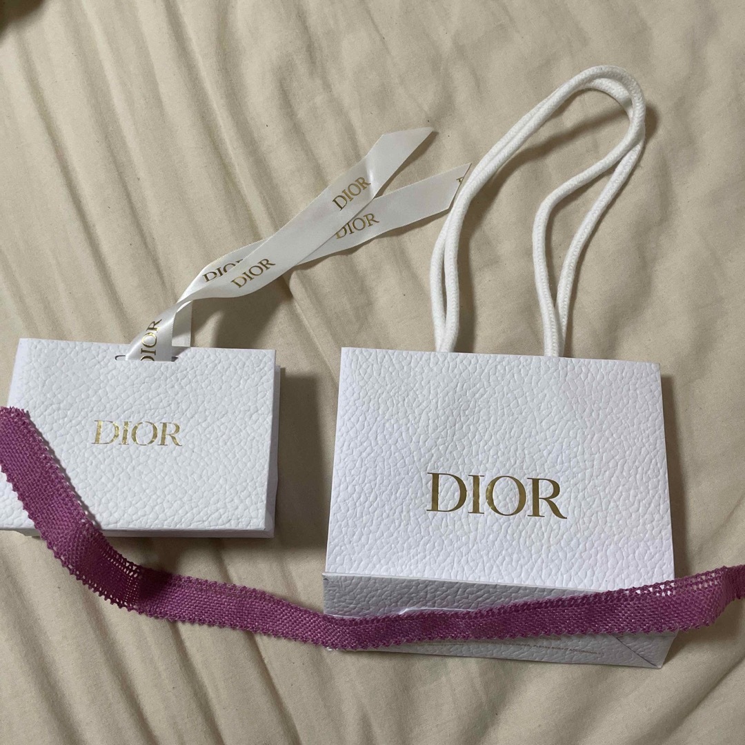 Dior(ディオール)のDior ショッピングバッグ ラッピング インテリア/住まい/日用品のオフィス用品(ラッピング/包装)の商品写真