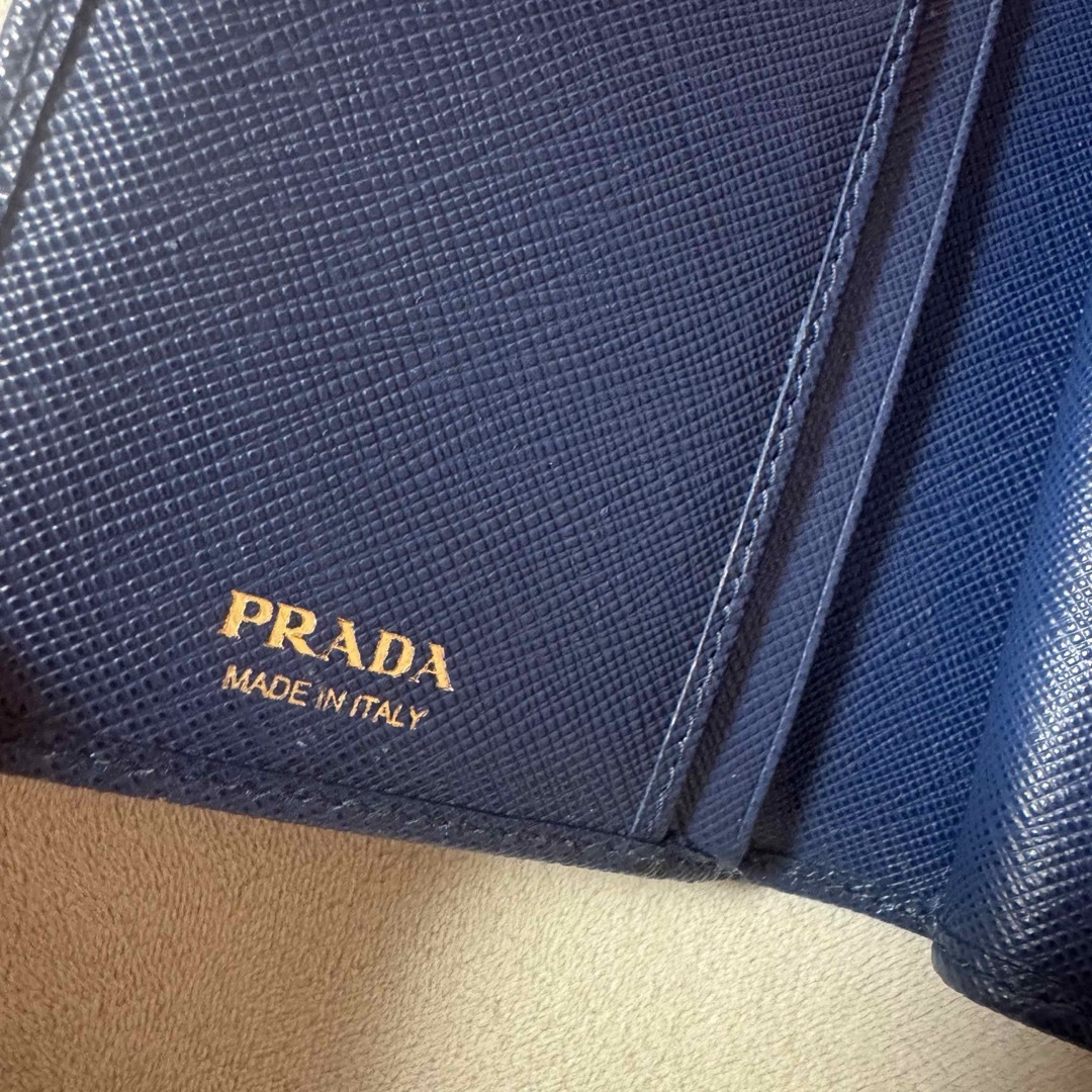 PRADA(プラダ)のPRADA ミニ財布 青 BULL プラダ レディースのファッション小物(財布)の商品写真