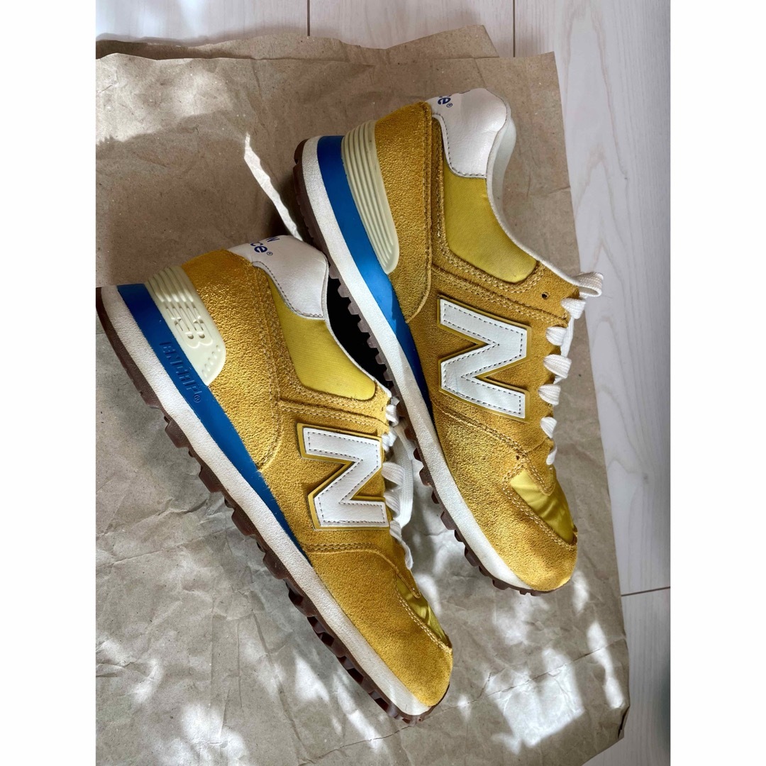 New Balance(ニューバランス)のニューバランス New Balance NB ML574 クラシック　マスタード メンズの靴/シューズ(スニーカー)の商品写真