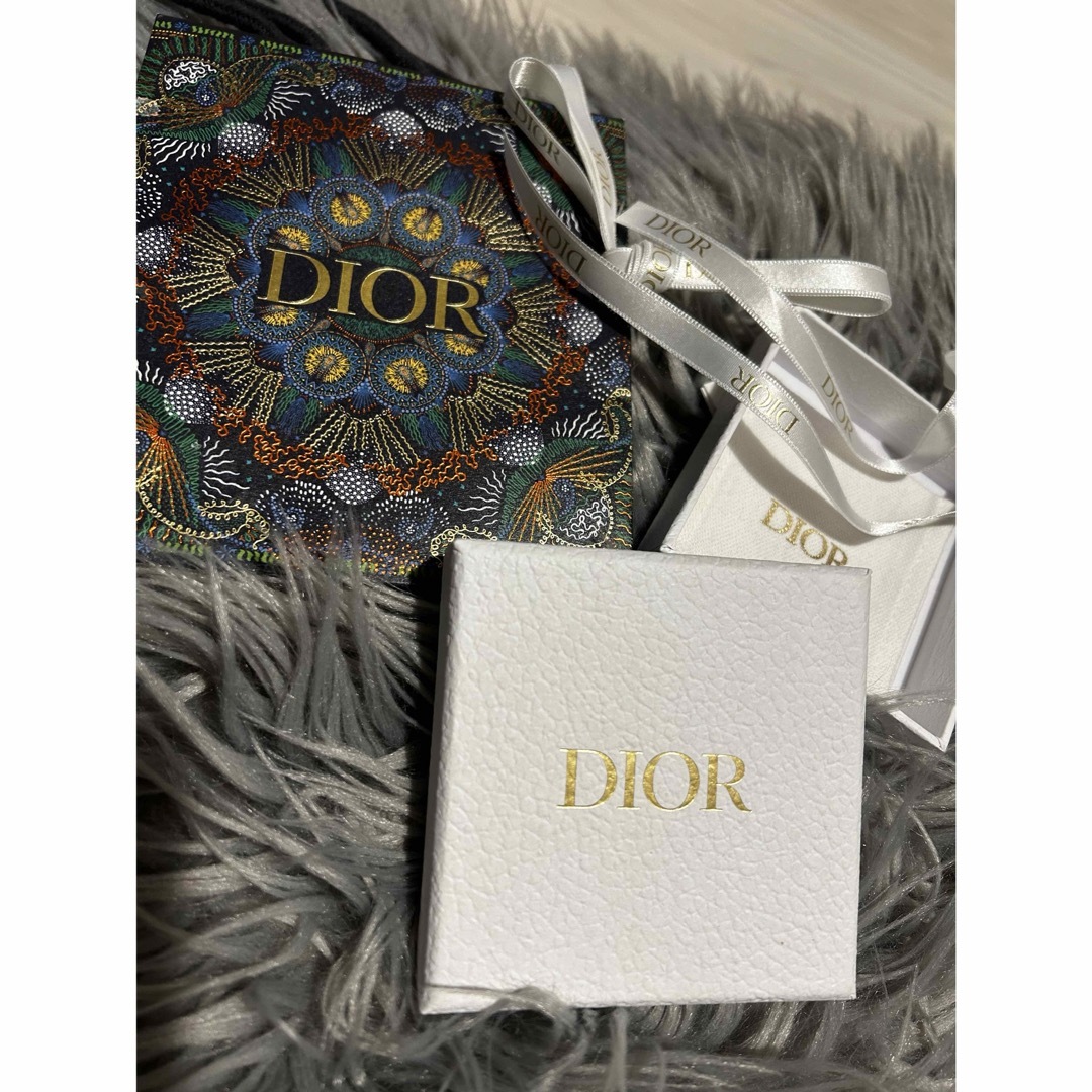 Dior(ディオール)のDior/アクセサリーBOX/空箱 インテリア/住まい/日用品のオフィス用品(ラッピング/包装)の商品写真