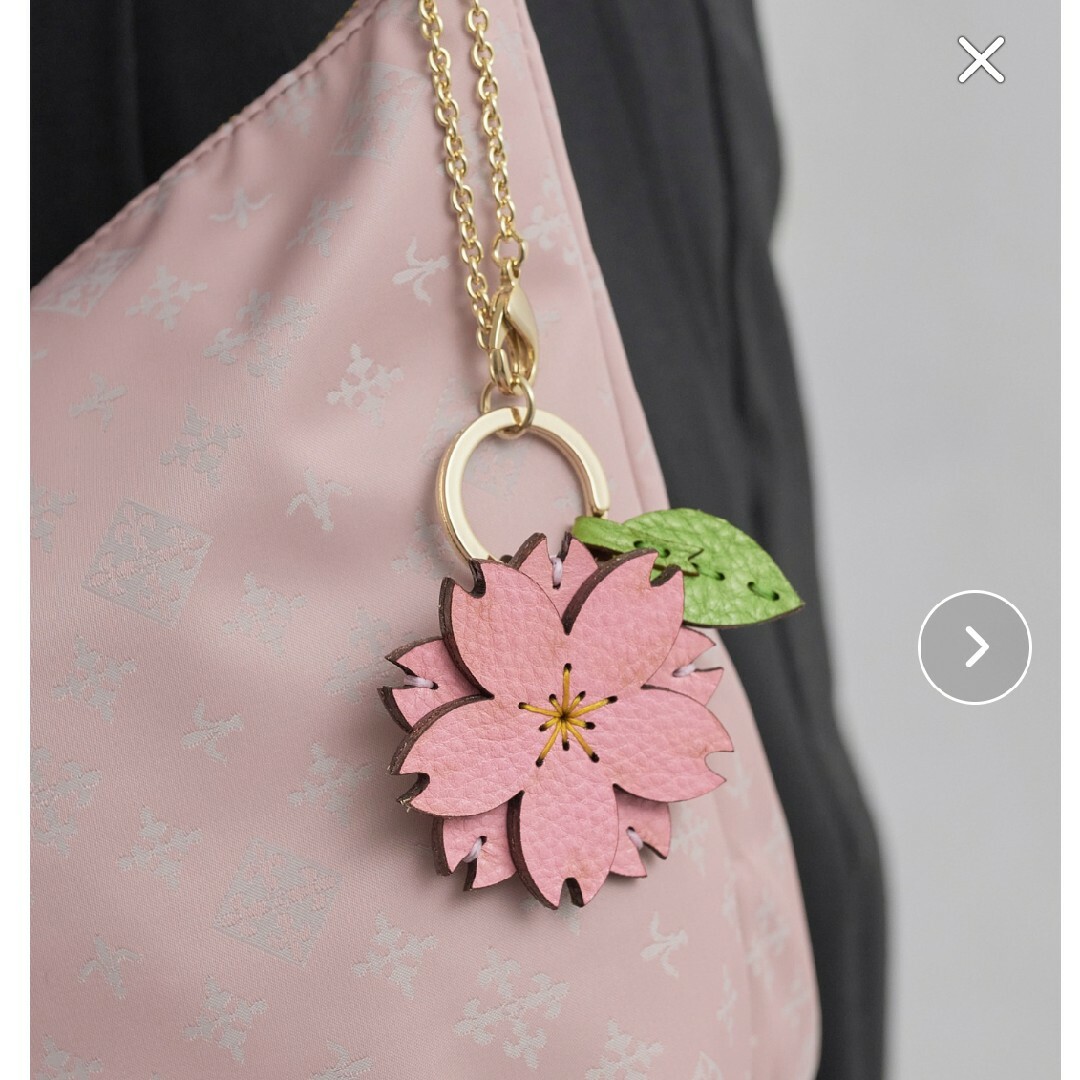 Russet - 🌸🌸ラシット桜チャーム 本革🌸の通販 by こてママ Russet - 🌸🌸ラシット桜チャーム 本革🌸の通販 by こてママ