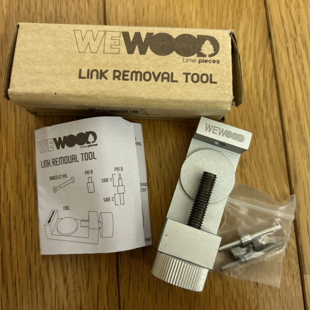 【WE WOOD】調整工具 メンズの時計(腕時計(アナログ))の商品写真