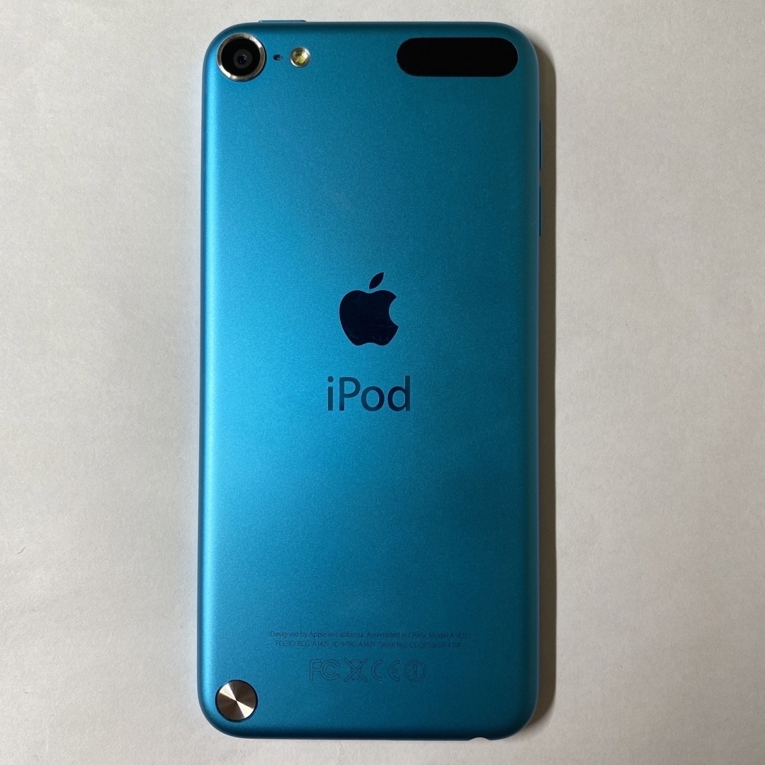 iPod touch(アイポッドタッチ)のiPod touch 第5世代　2台セット スマホ/家電/カメラのオーディオ機器(ポータブルプレーヤー)の商品写真