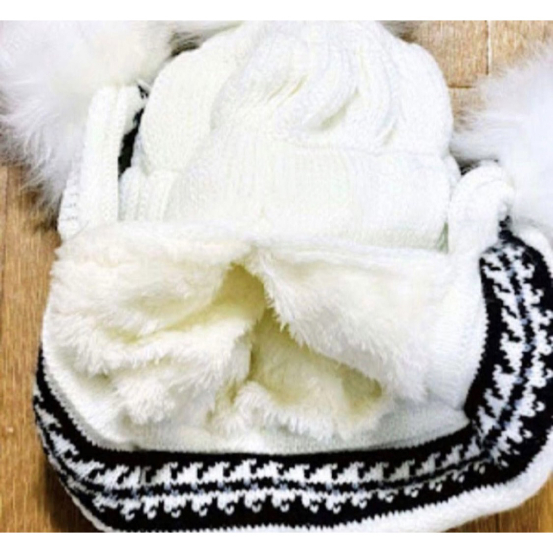 【SALE 1680円→1480円】【ニット帽】ニットキャップ ボンボン スノボ レディースの帽子(ニット帽/ビーニー)の商品写真