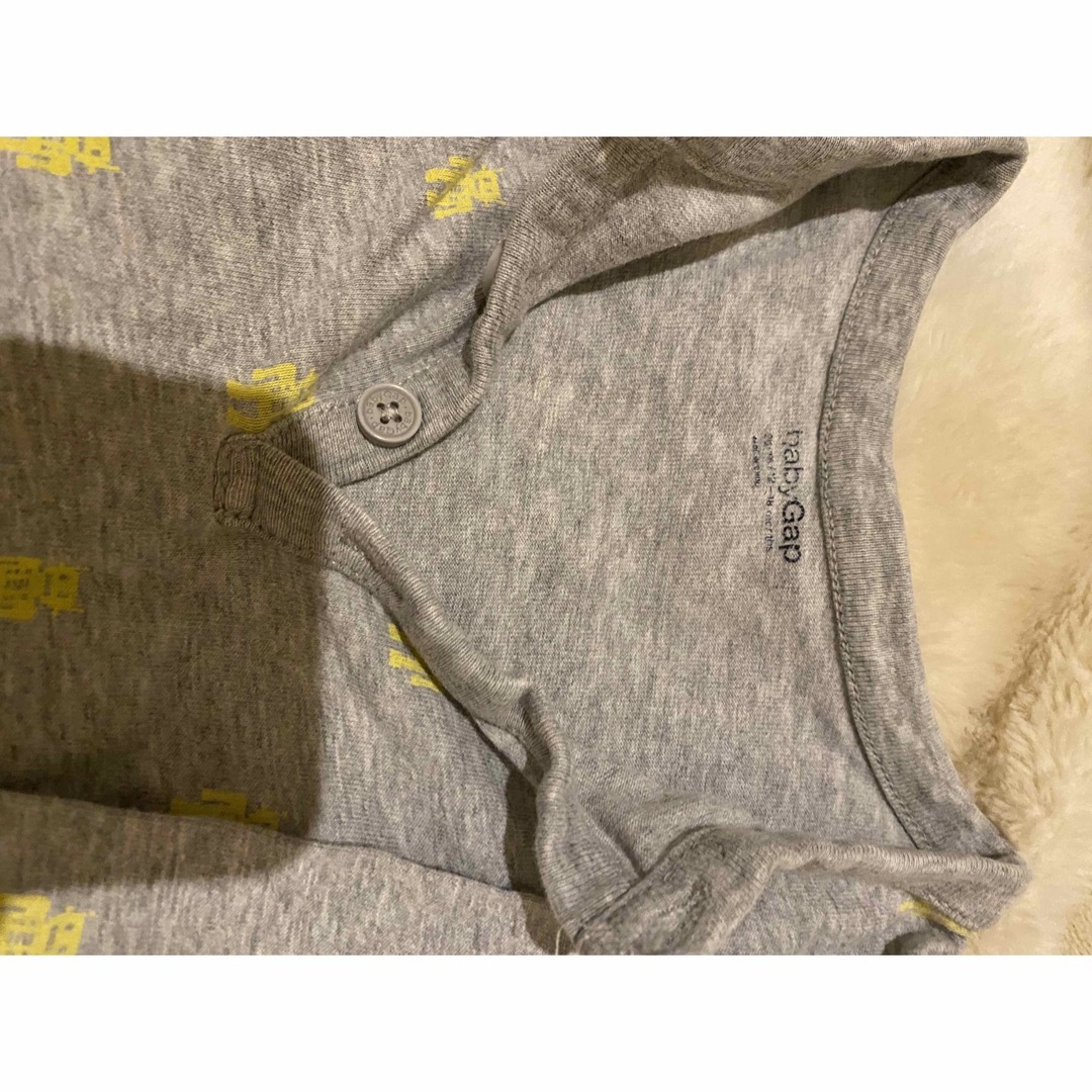 babyGAP(ベビーギャップ)のbabyGAP 長袖ロンパース 12-18M キッズ/ベビー/マタニティのベビー服(~85cm)(ロンパース)の商品写真