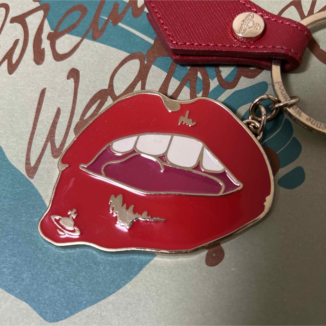 Vivienne Westwood(ヴィヴィアンウエストウッド)のViviennewestwood マンソンリップ キーリング レディースのファッション小物(キーホルダー)の商品写真