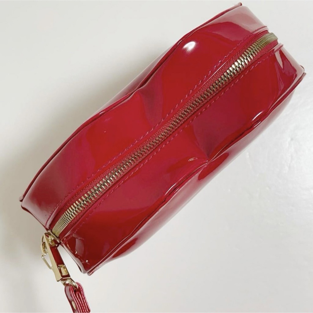 DIESEL(ディーゼル)のDIESEL ディーゼル 唇 ポーチ クラッチ バッグ レッド レディースのバッグ(クラッチバッグ)の商品写真