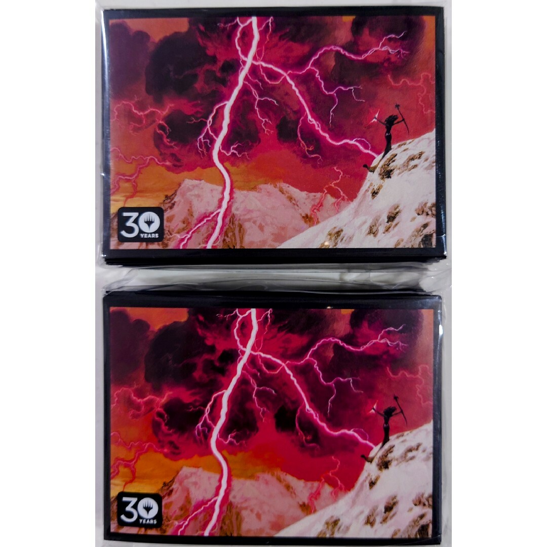 マジック：ザ・ギャザリング(マジックザギャザリング)のmtg マジックザギャザリング　30周年アートスリーブ 稲妻2点セット エンタメ/ホビーのトレーディングカード(カードサプライ/アクセサリ)の商品写真