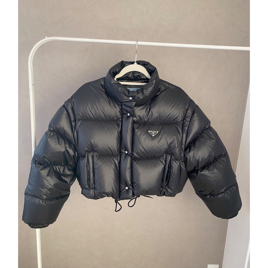 PRADA - セールPRADA 国内完売 Re Nylon クロップドダウン PRADA - セールPRADA 国内完売 Re Nylon クロップドダウン