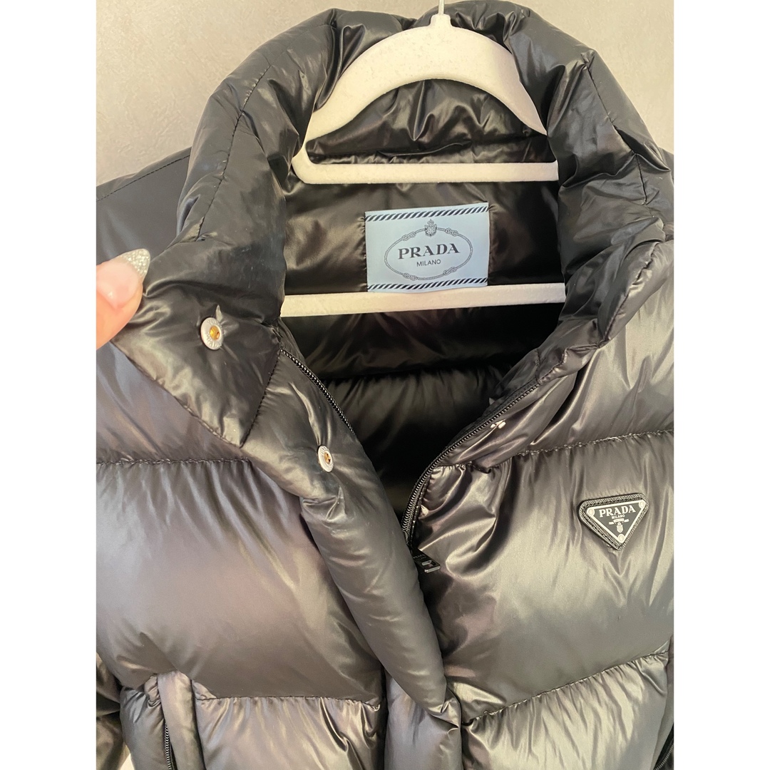 PRADA - セールPRADA 国内完売 Re Nylon クロップドダウン PRADA - セールPRADA 国内完売 Re Nylon クロップドダウン