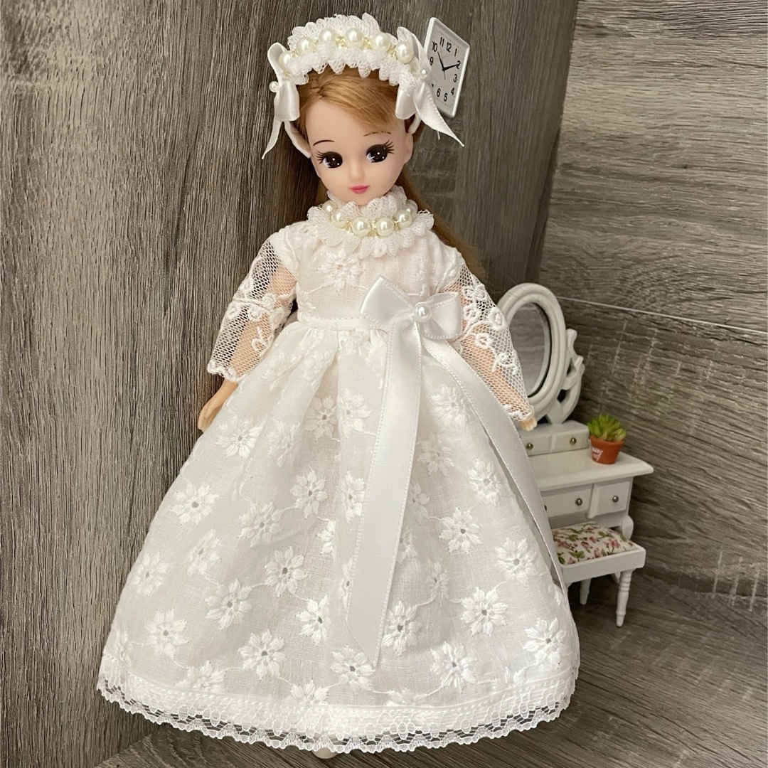 リカちゃん　ブライス　ハンドメイド服　ドレスC18 ハンドメイドのぬいぐるみ/人形(人形)の商品写真