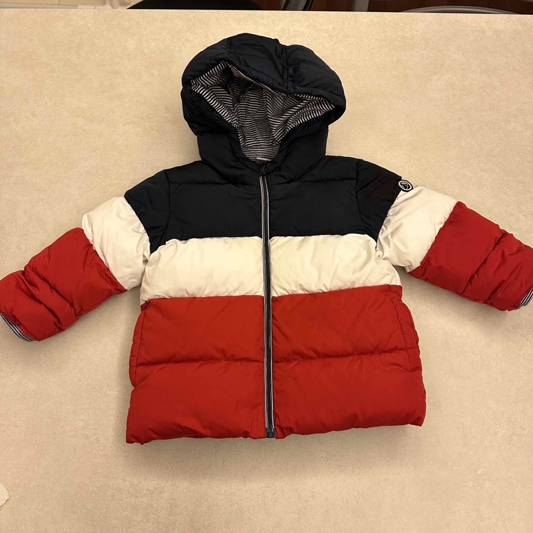 PETIT BATEAU(プチバトー)のプチバトー　24M(86cm)ダウン　美品⭐︎ キッズ/ベビー/マタニティのキッズ服男の子用(90cm~)(コート)の商品写真