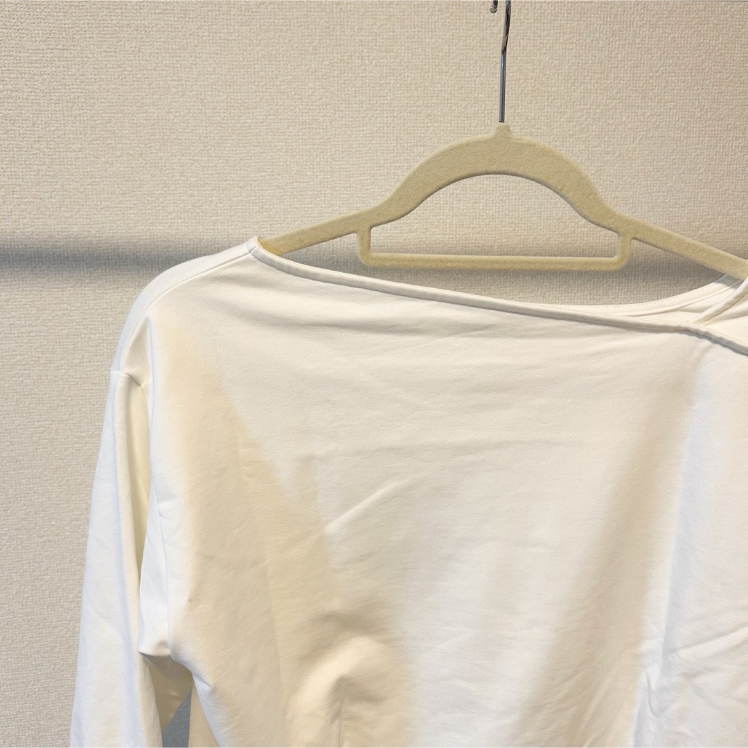 ROSE BUD(ローズバッド)のトップス　長袖　スウェット　ROSE BUD レディース　カットソー　 Tシャツ レディースのトップス(カットソー(長袖/七分))の商品写真