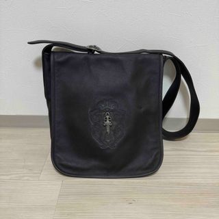 クロムハーツ(Chrome Hearts)の超極美品　クロムハーツ　ダガー　メッセンジャーバッグ　ショルダーバッグ(ショルダーバッグ)