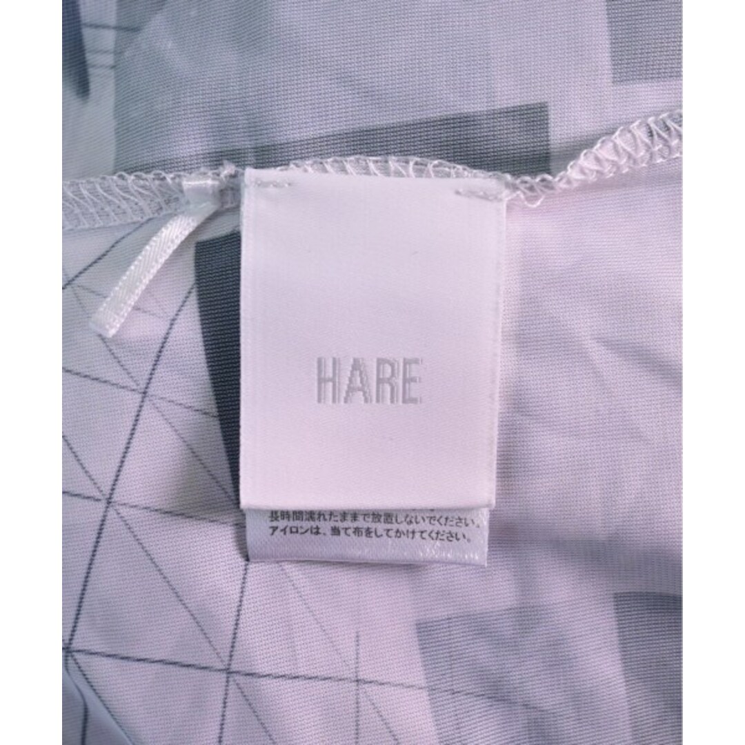 HARE(ハレ)のHARE ハレ カジュアルシャツ F 白xグレーx黒(総柄) 【古着】【中古】 レディースのトップス(シャツ/ブラウス(長袖/七分))の商品写真