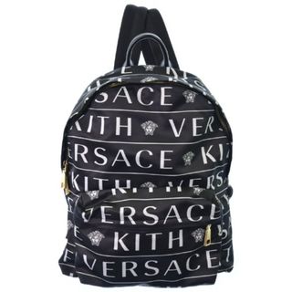 VERSACE - VERSACE ヴェルサーチ バックパック・リュック - 黒x白(総柄) 【古着】【中古】