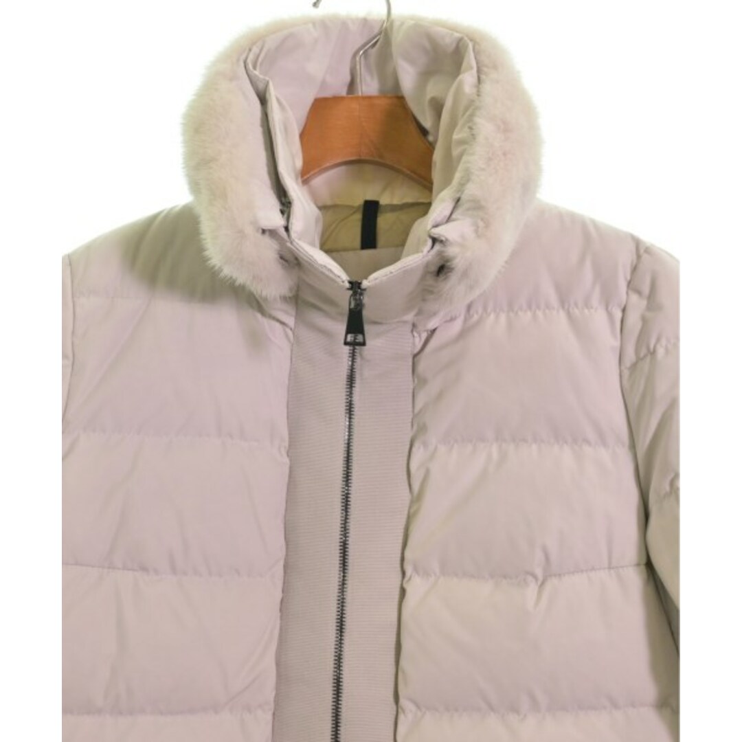 MONCLER(モンクレール)のMONCLER モンクレール ダウンコート 2(M位) 白 【古着】【中古】 レディースのジャケット/アウター(ダウンコート)の商品写真