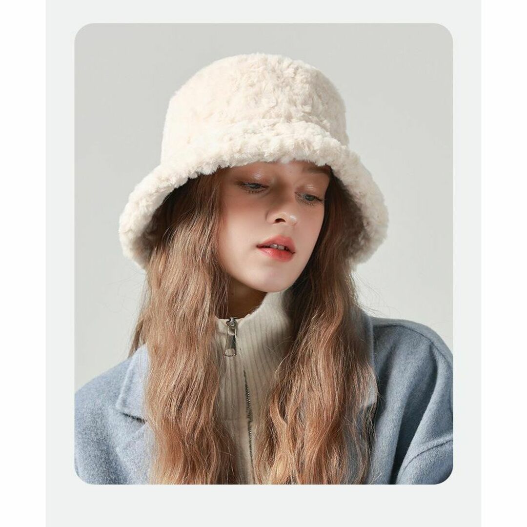 ◇ホワイト　バケットハット ファー 帽子 バケハ 韓国 秋冬コーデ レディースの帽子(ハット)の商品写真