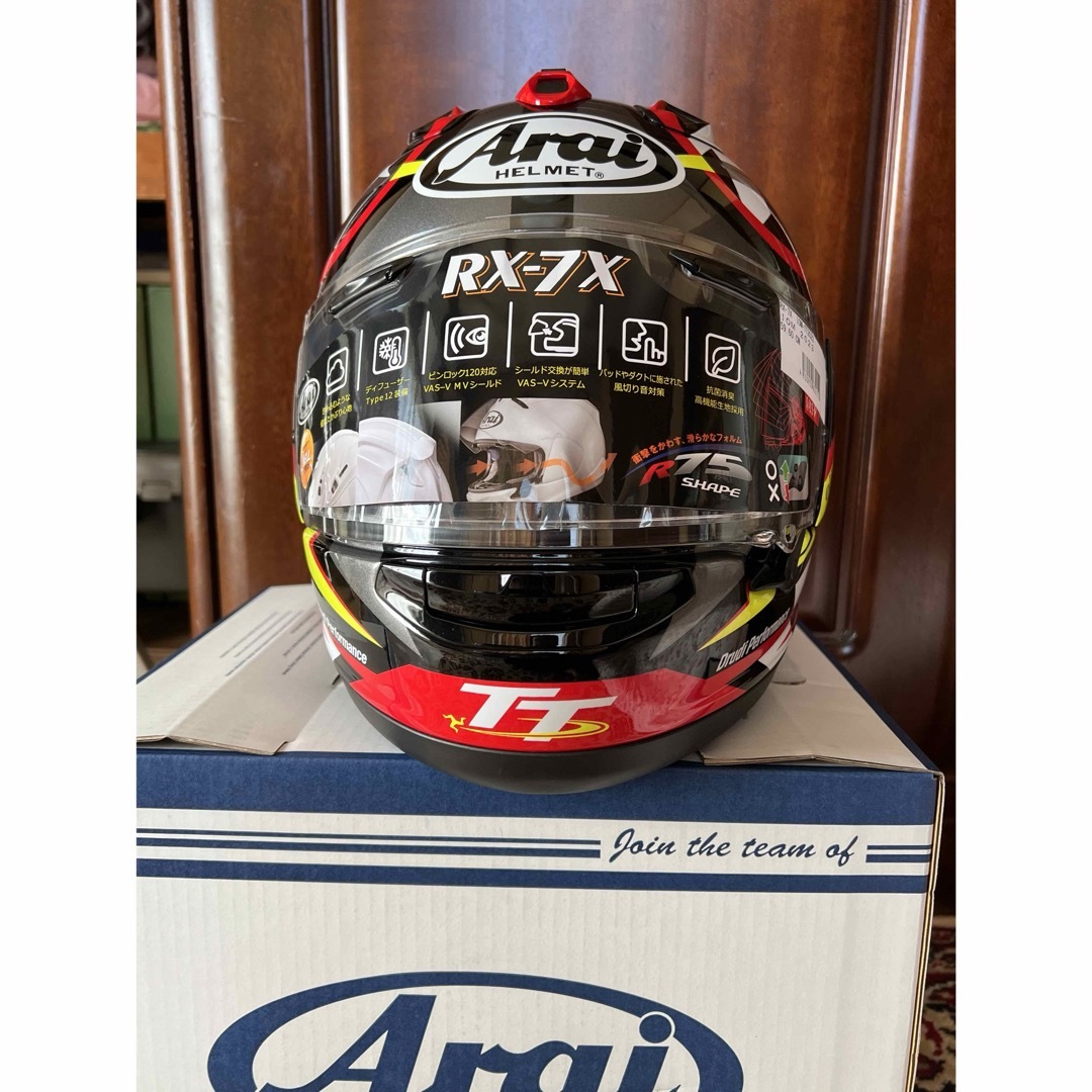 Arai(アライ)の新品arai rx7xマン島2023限定モデルｌＯＭ-T T-23 自動車/バイクのバイク(ヘルメット/シールド)の商品写真