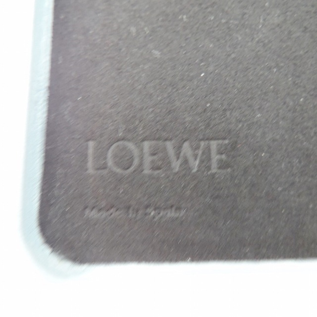 LOEWE(ロエベ)のLOEWE(ロエベ) 携帯電話ケース - ライトブルー スマートフォンケース/エレファント(ゾウ) レザー スマホ/家電/カメラのスマホアクセサリー(モバイルケース/カバー)の商品写真