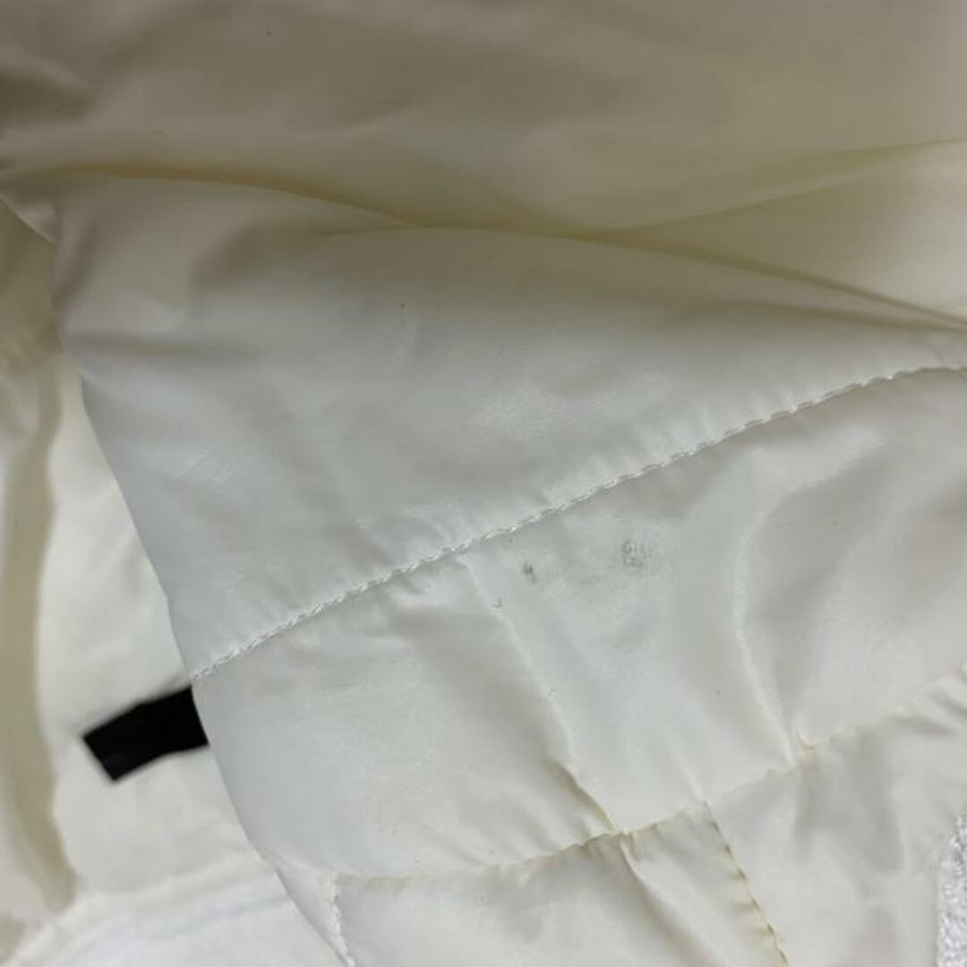 BARK(バーク)のBark(バーク) ダッフルコート サイズL レディース美品  - 白 長袖/中綿/冬 レディースのジャケット/アウター(ダッフルコート)の商品写真