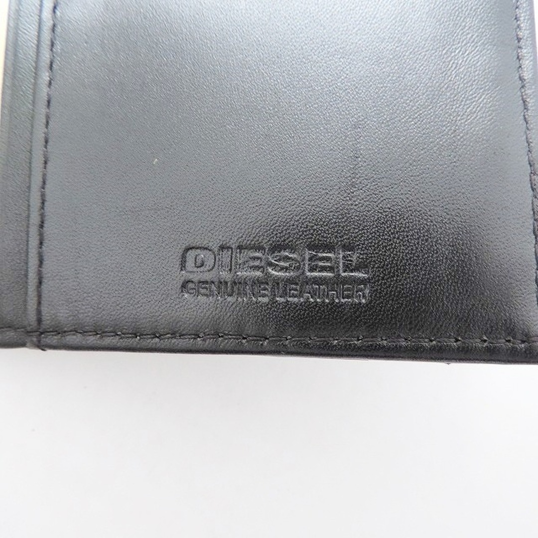 DIESEL(ディーゼル)のDIESEL(ディーゼル) 長財布 - 黒 ボーダー 合皮 レディースのファッション小物(財布)の商品写真