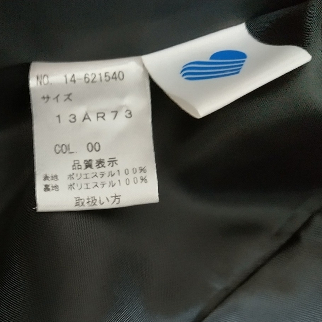 レディース　パンツスーツ　13号　黒　ストライプ レディースのフォーマル/ドレス(スーツ)の商品写真