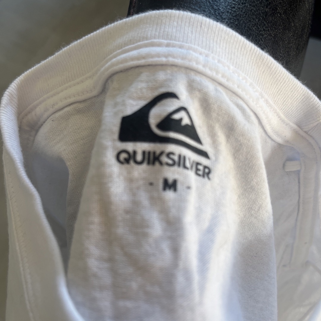 QUIKSILVER(クイックシルバー)のクイックシルバー　tシャツ メンズのトップス(Tシャツ/カットソー(半袖/袖なし))の商品写真