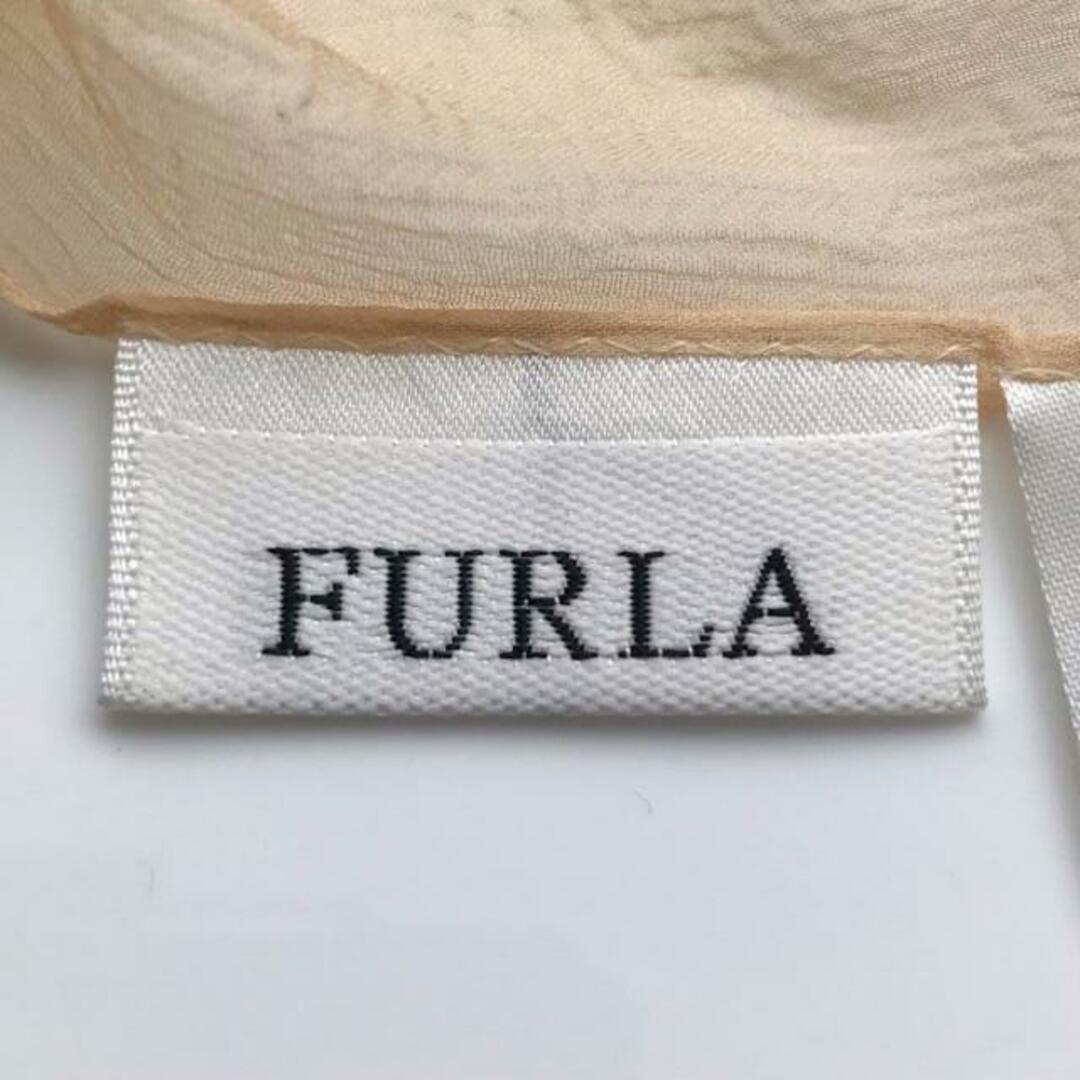 Furla(フルラ)のFURLA(フルラ) ストール(ショール)美品  - イエロー×オレンジ グラデーション シルク レディースのファッション小物(マフラー/ショール)の商品写真