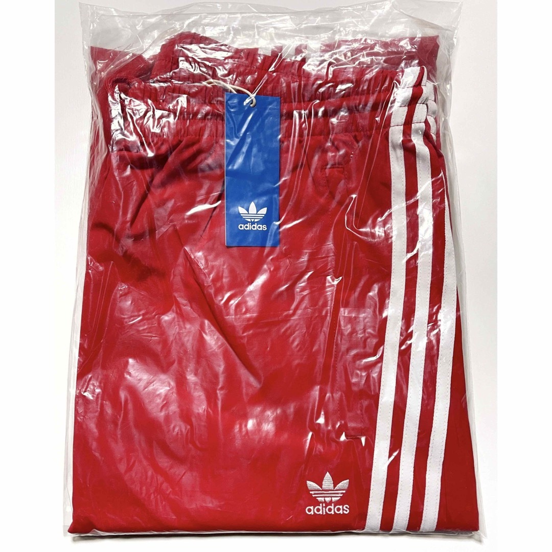 Originals（adidas）(オリジナルス)の希少3XLレッドadidas新品ADILENIUMオーバーサイズトラックパンツ赤 メンズのパンツ(その他)の商品写真