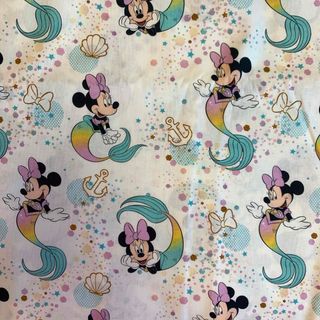 ディズニー(Disney)の【輸入生地】70x50cm ミニー マーメイド (生地/糸)