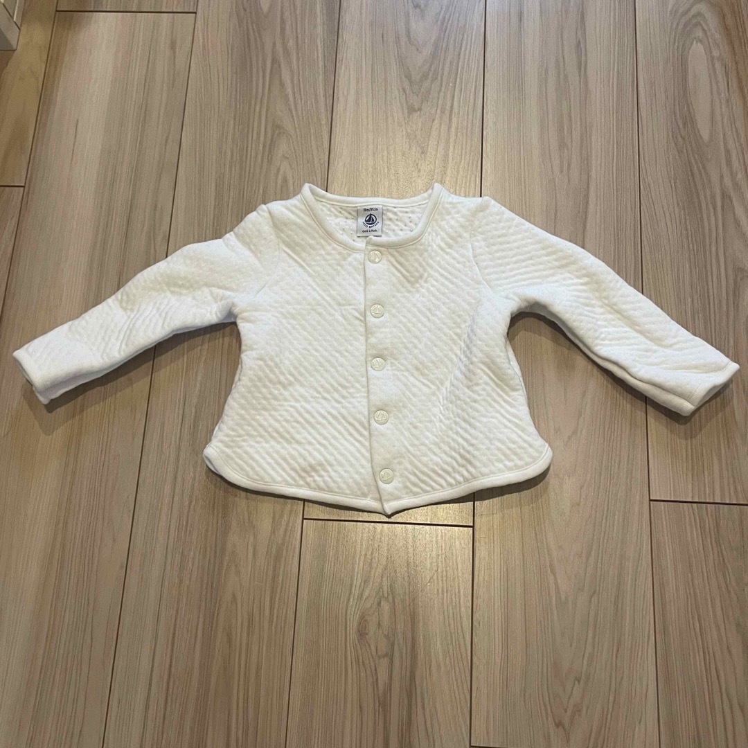 PETIT BATEAU(プチバトー)のPETIT BATEAU プチバトー カーディガン 81cm 18ヶ月 キッズ/ベビー/マタニティのベビー服(~85cm)(カーディガン/ボレロ)の商品写真