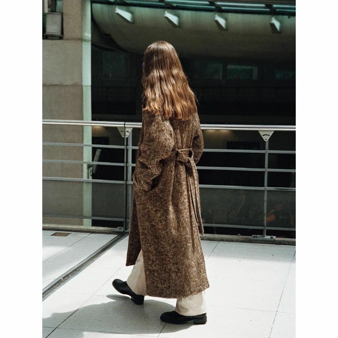 AURALEE(オーラリー)の22AW AURALEE  WOOL ALPACA TWEED COAT 1 レディースのジャケット/アウター(ロングコート)の商品写真