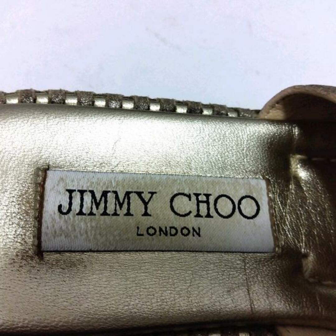 JIMMY CHOO(ジミーチュウ)のJIMMY CHOO(ジミーチュウ) サンダル 35 レディース美品  - シャンパンゴールド フラワー(花) レザー レディースの靴/シューズ(サンダル)の商品写真