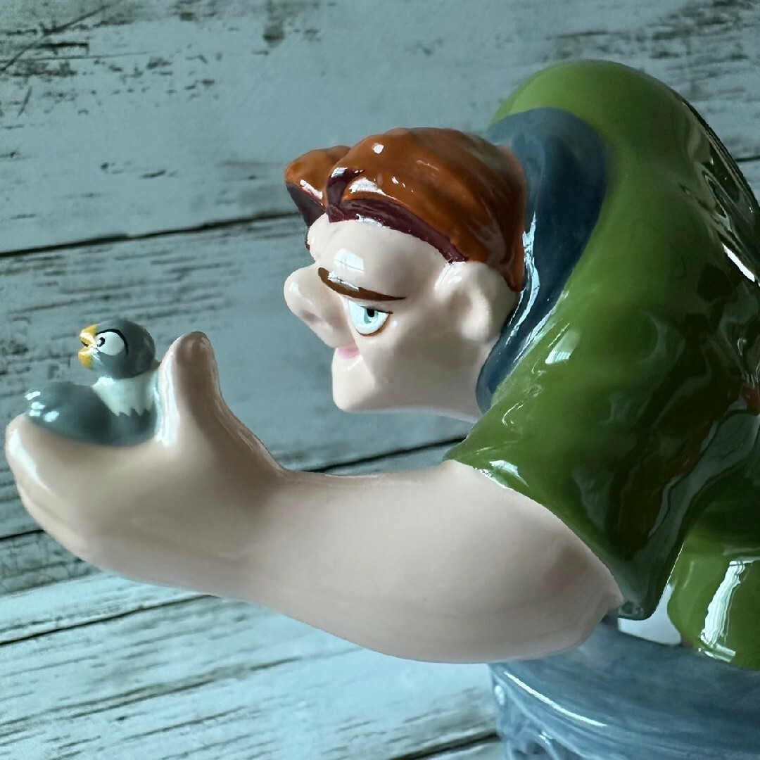 Disney - 美品 ストア限定 ディズニー ノートルダムの鐘 Disney - 美品 ストア限定 ディズニー ノートルダムの鐘