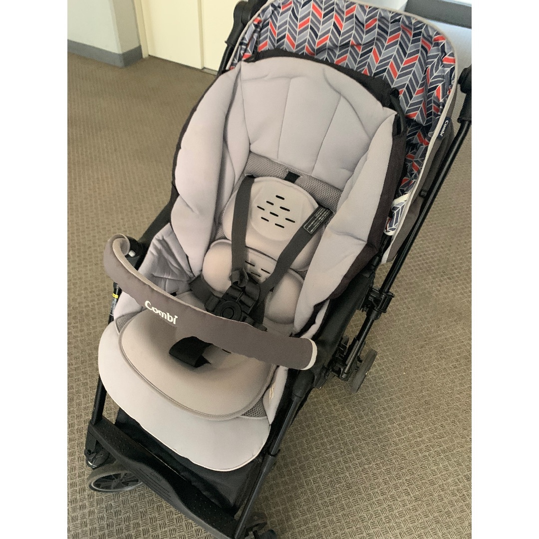 combi - taku　ベビーカー コンビ スゴカルα 4キャス compact エッグ