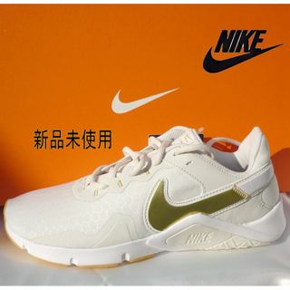 ナイキ(NIKE)の新品24.5cmナイキLEGEND ESSENTIAL 2 レディーススニーカー(スニーカー)