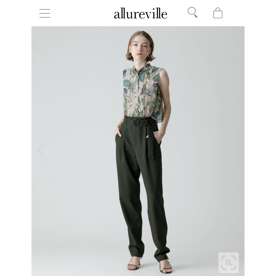 allureville(アルアバイル)のallureville【定価:29,700円】ウールトロピカルテーパードパンツ レディースのパンツ(カジュアルパンツ)の商品写真