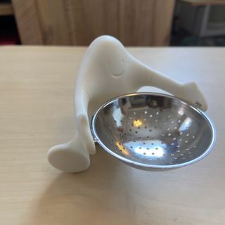 アレッシィ(ALESSI)の茶漉し　キモカワ　イタリア製(調理道具/製菓道具)