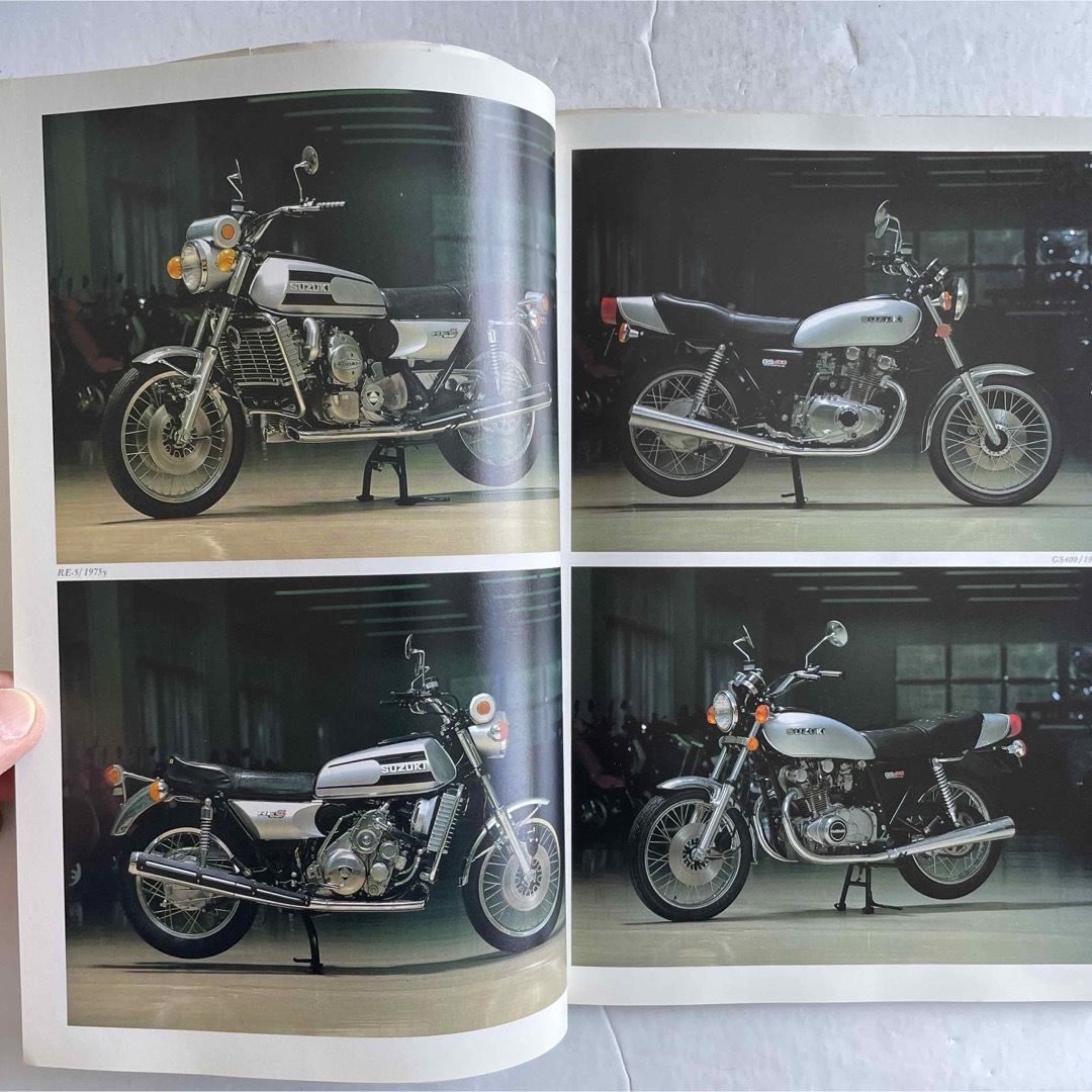 バイクベストコレクション・スズキ 1952―1995 自動車/バイクのバイク(カタログ/マニュアル)の商品写真