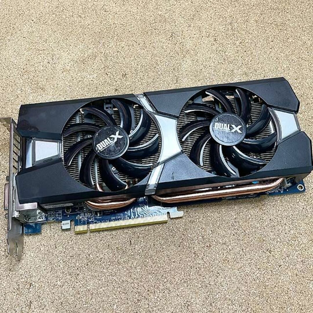 グラフィックボード SAPPHIRE Radeon R9 280X スマホ/家電/カメラのPC/タブレット(PCパーツ)の商品写真