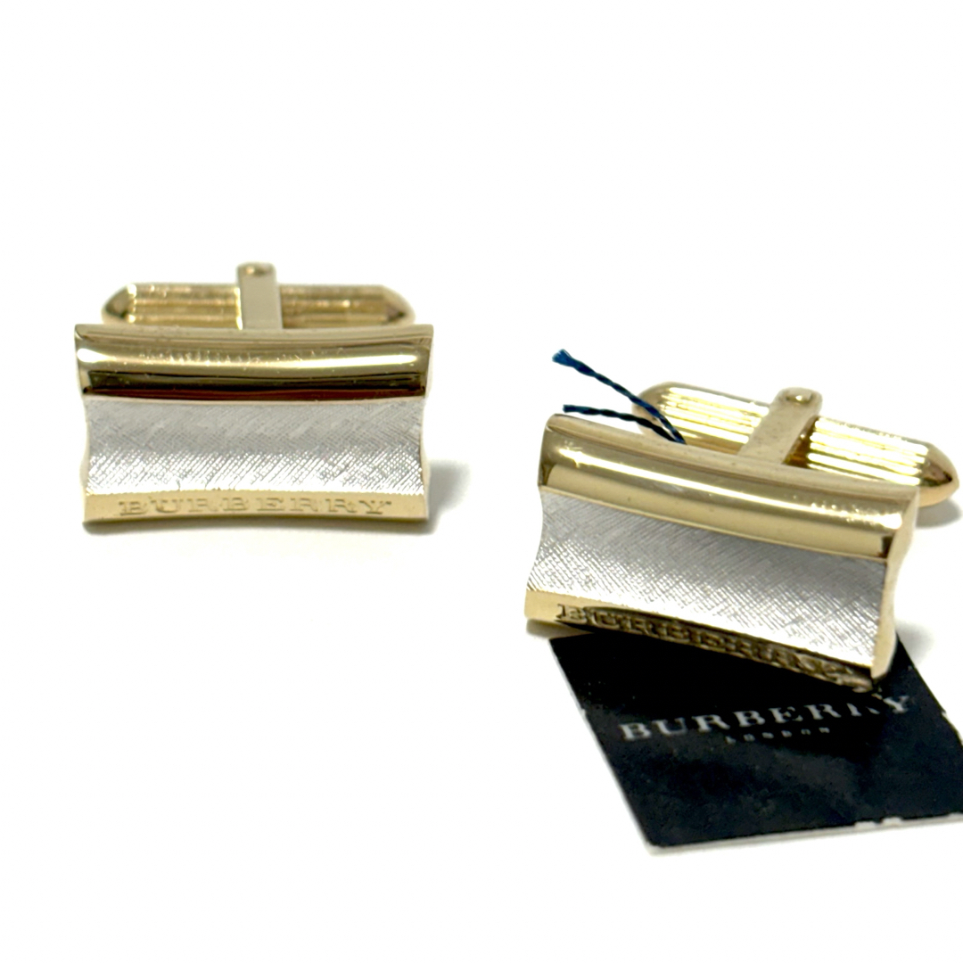 ✨未使用級✨箱付き✨ バーバリー ネクタイピン カフスボタン 高級 ✨未使用級✨箱付き✨ バーバリー ネクタイピン カフスボタン 高級