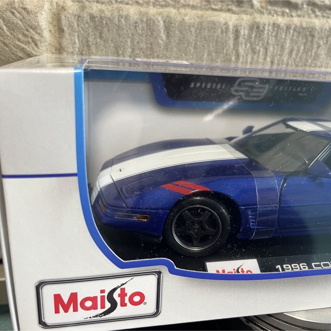 Chevrolet(シボレー)の新品マイストMaisto 1/181996 CORVETTE Coupe エンタメ/ホビーのおもちゃ/ぬいぐるみ(ミニカー)の商品写真