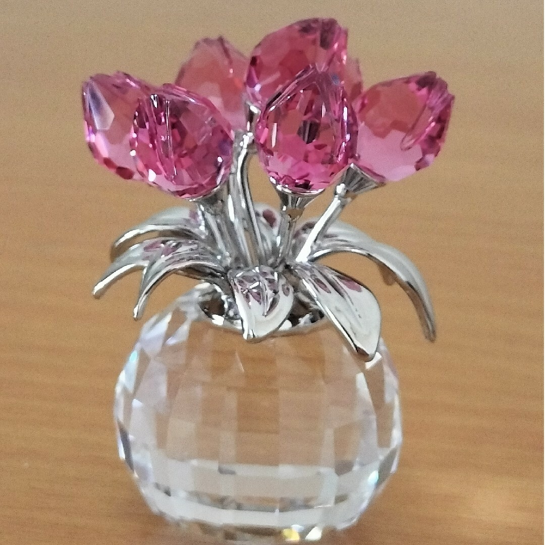 SWAROVSKI(スワロフスキー)のSwarovski  スワロフスキー チューリップ Rose 置物 インテリア/住まい/日用品のインテリア小物(置物)の商品写真