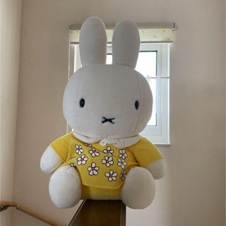 ミッフィー(miffy)のぬいぐるみ(ぬいぐるみ)